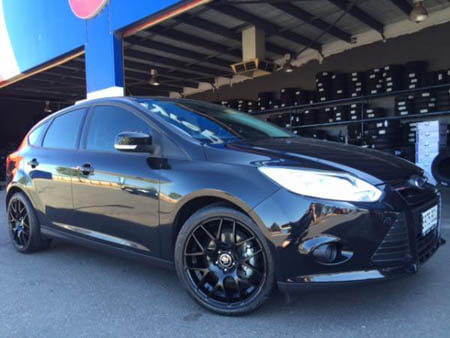 Ford Focus fitted with 18 inch Satin Black 