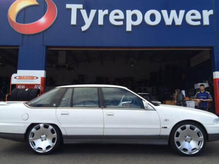 Holden VQ Statesman fitted with 20 inch GMAX Heritage 