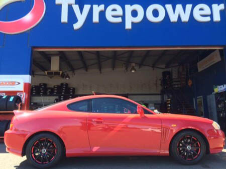 Hyundai Tiburon fitted with 17 inch ROH Jagger 