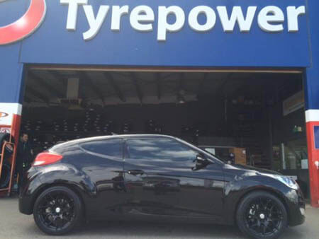 Hyundai Veloster fitted with 18 inch Satin Black PDW Pro Web 