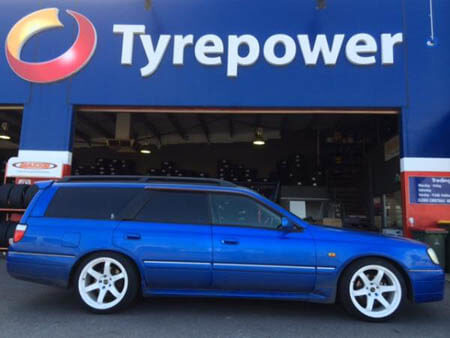 Nissan Stagea RS4V fitted with 18 inch Gloss White Rota Grid R 
