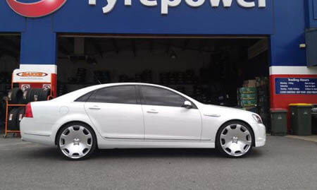 VF Caprice fitted with 22 inch Gmax Heritage 