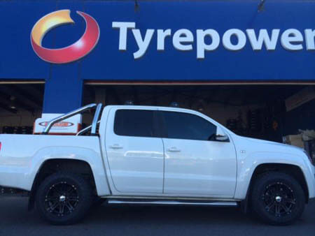 Volkswagon Amarok fitted with 17 inch CSA Raptor 