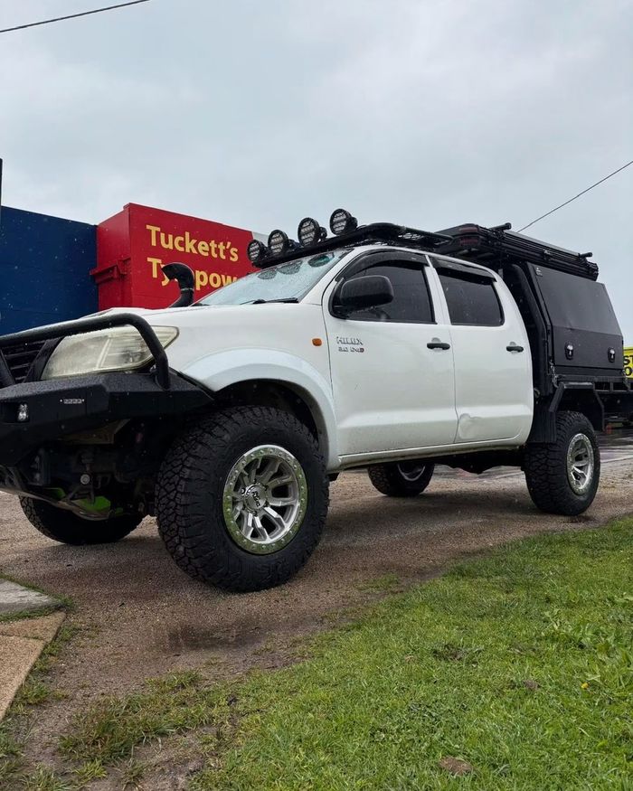 Toyota Hilux 